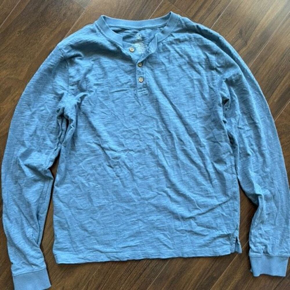 T & B XXL BOYS blue long sleeve Henley
